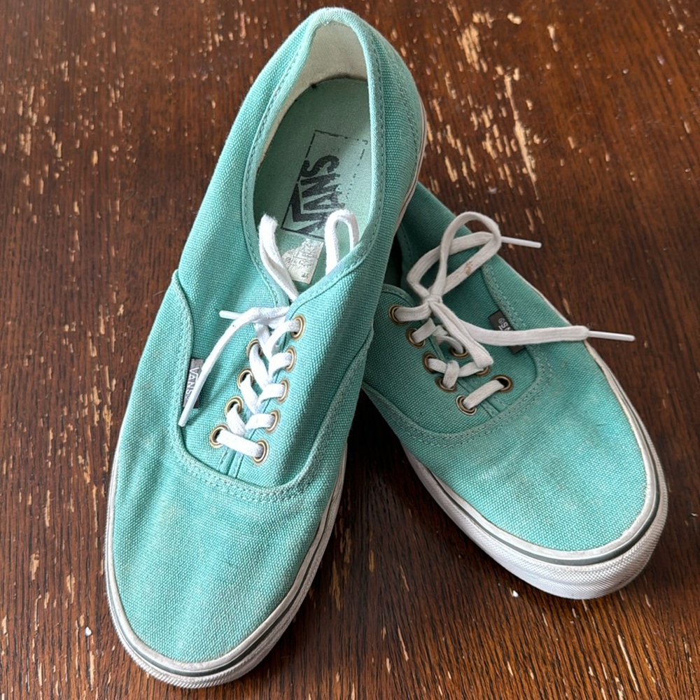 Vans authentic shoes
